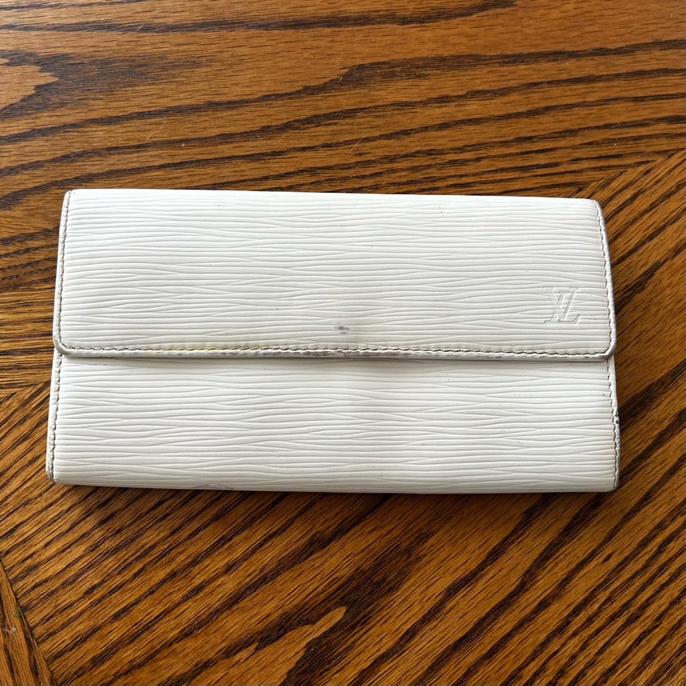 Louis Vuitton | Epi | Porte Feuille | Sarah Wallet